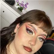 Soy maquilladora profesional y me encanta el mundo de la enseñanza y el aprendizaje